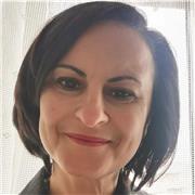 Docente laureata in BIOLOGIA e MADRELINGUA Inglese impartisce lezioni di INGLESE,MATATICA e SCIENZE(BIOLOGIA E CHIMICA) a tutti i livelli (elementari, medie, liceo, adulti)